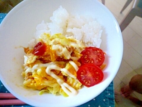 夏休みnoご飯に♪ツナ卵丼